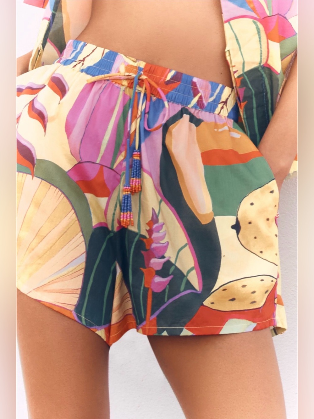 Farm Rio Tropical Scenario MultiColored Shorts NWT